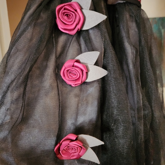 Zombie Prom Queen Costume - Picture 5 of 5